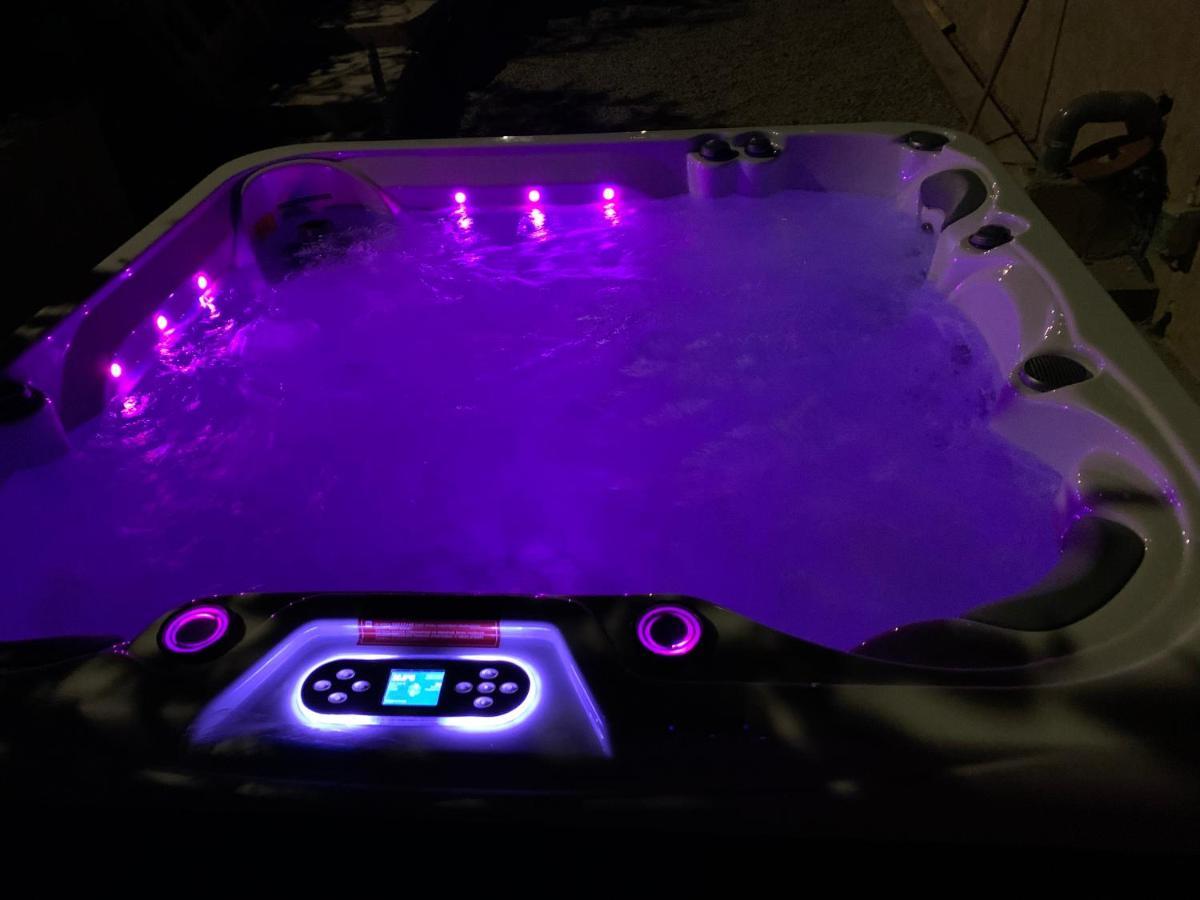 Gites Les Chalets Vezzani Spa Dış mekan fotoğraf